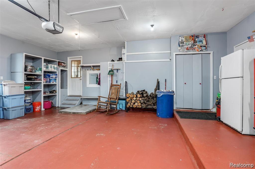 332 South Hacker Road Brighton, MI 48114 - Photo 5 of 25