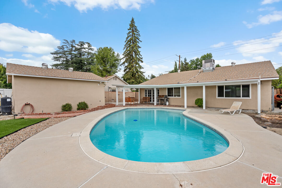 24212 Highlander Road West Hills, CA 91307 - Photo 13 of 15 Gallery Image 13