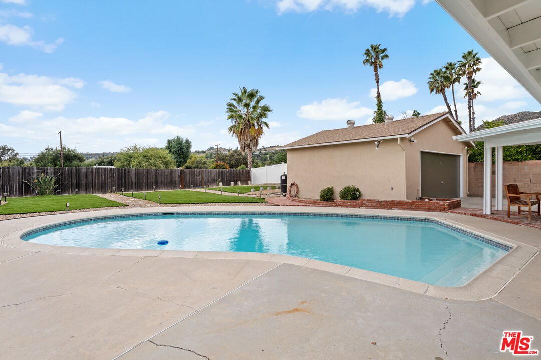 24212 Highlander Road West Hills, CA 91307 - Photo 14 of 15 Gallery Image 14