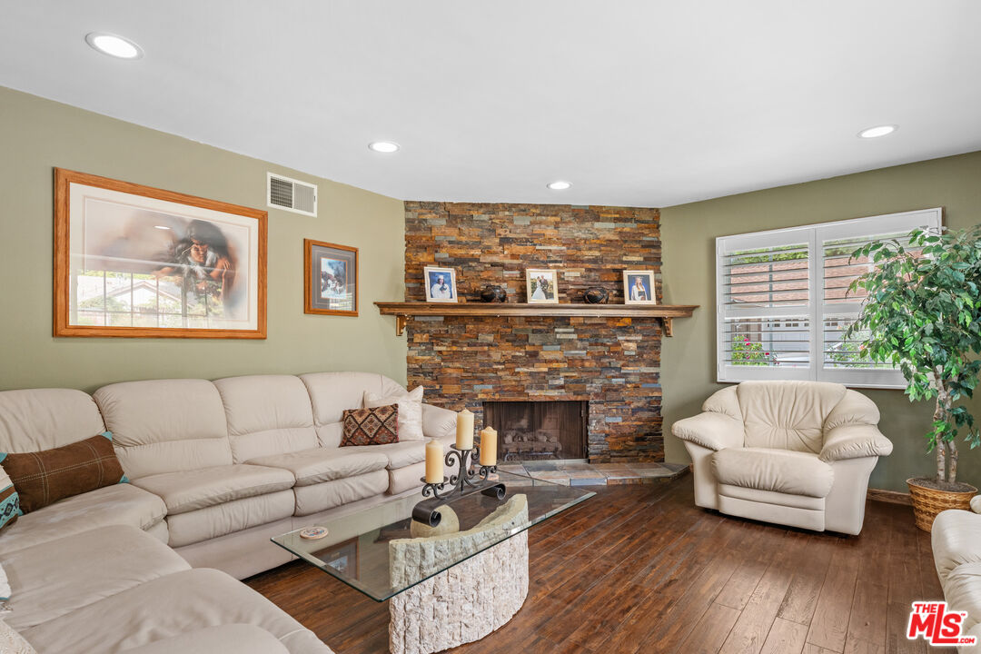 24212 Highlander Road West Hills, CA 91307 - Photo 3 of 15 Gallery Image 3