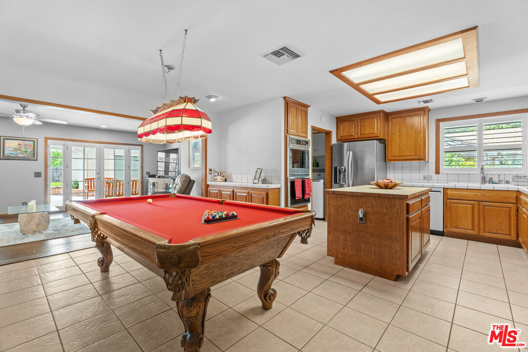 24212 Highlander Road West Hills, CA 91307 - Photo 5 of 15 Gallery Image 5