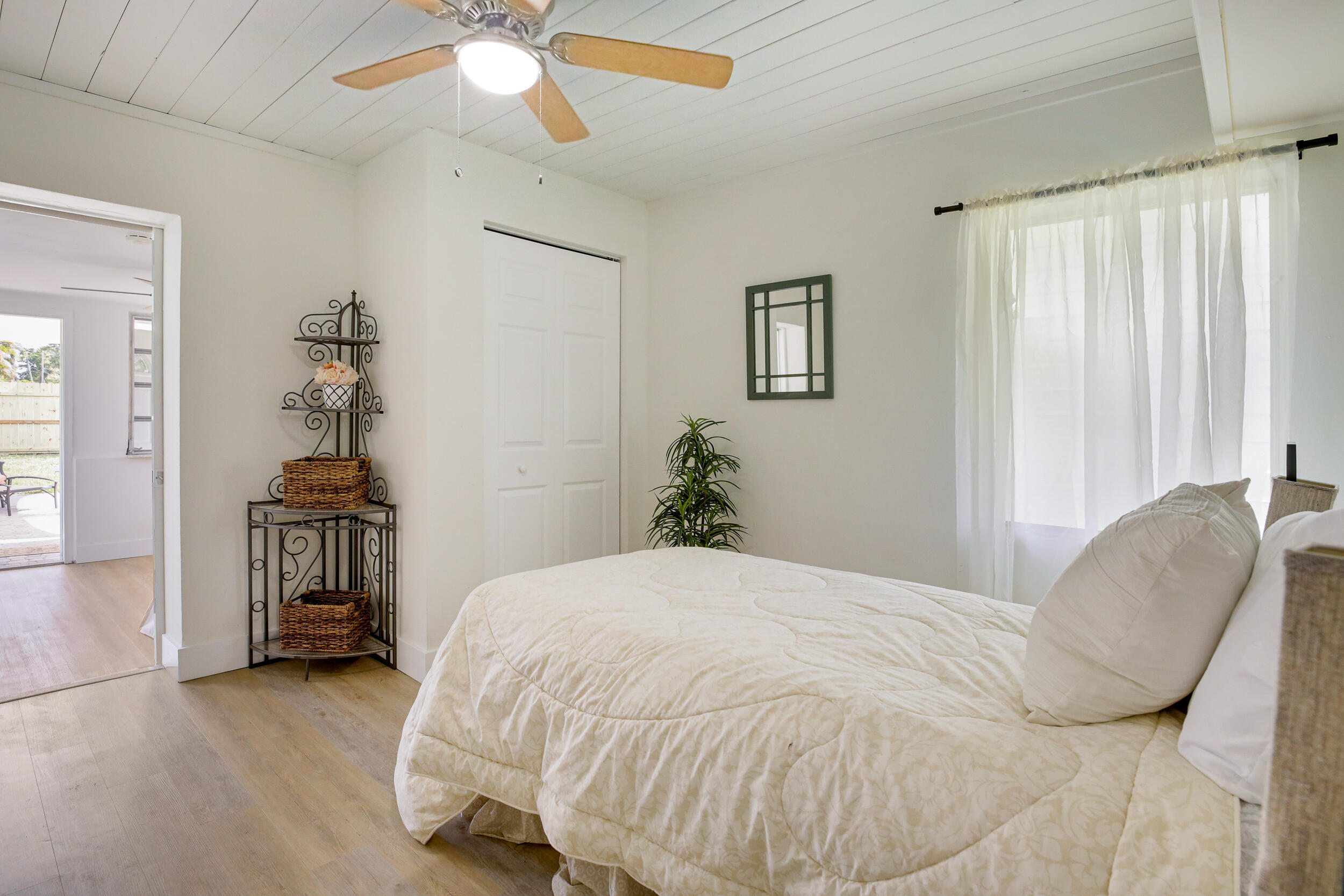 814 Rudolph Road Lake Worth, FL 33461 - Photo 16 of 29 Guest Bedroom 1