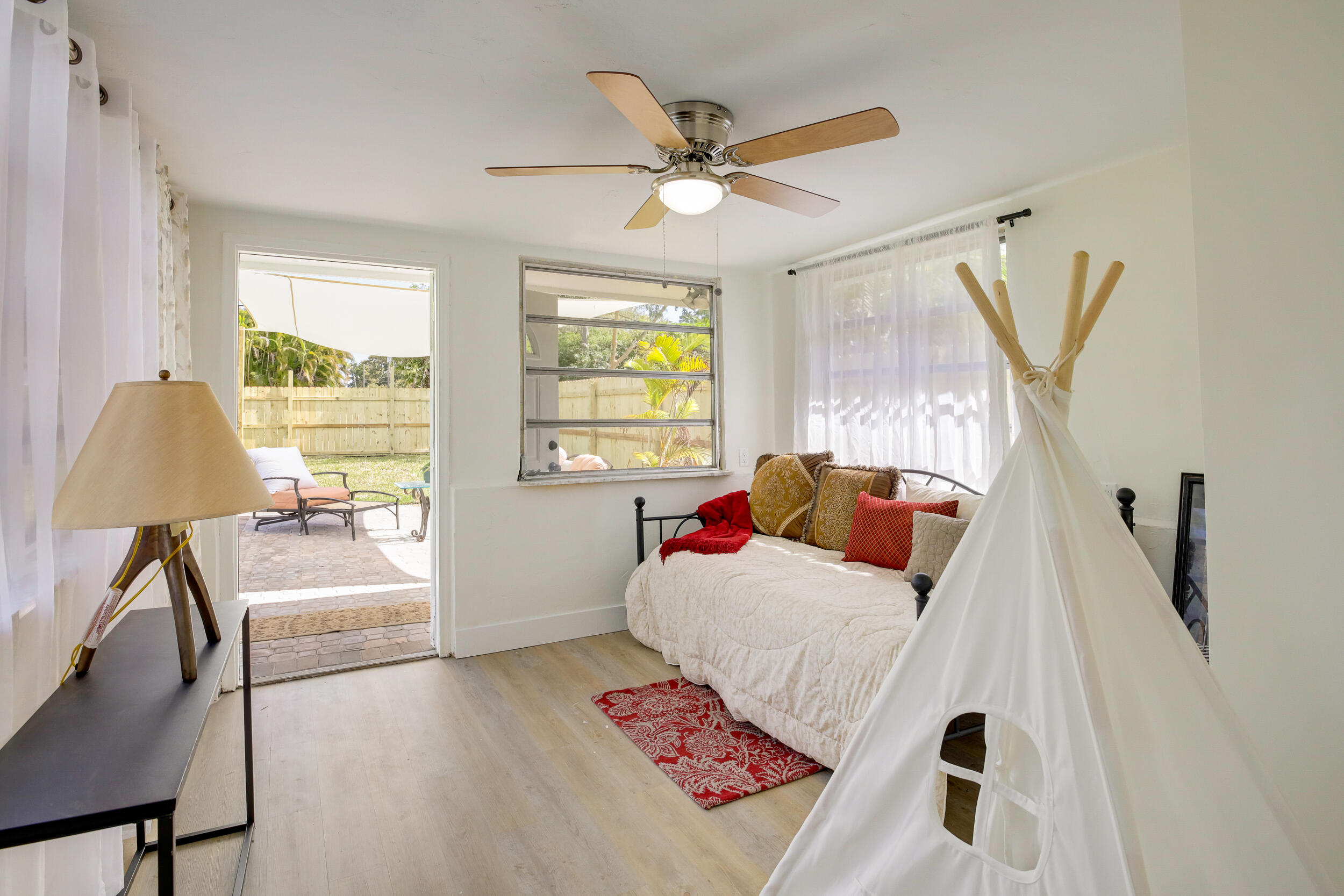 814 Rudolph Road Lake Worth, FL 33461 - Photo 18 of 29 Guest Bedroom 2