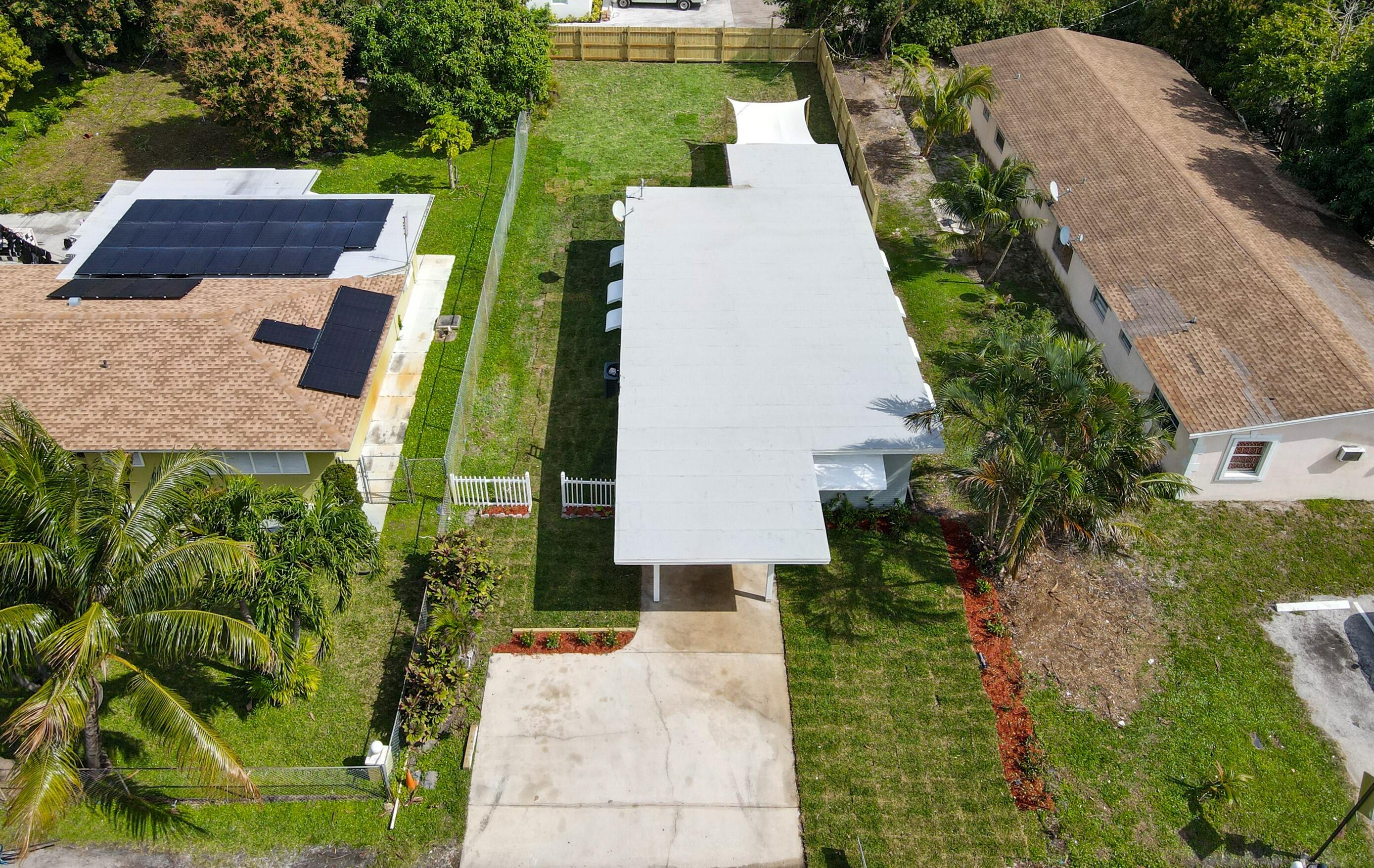 814 Rudolph Road Lake Worth, FL 33461 - Photo 25 of 29 dji_fly_20230216_132712_971_167657204291