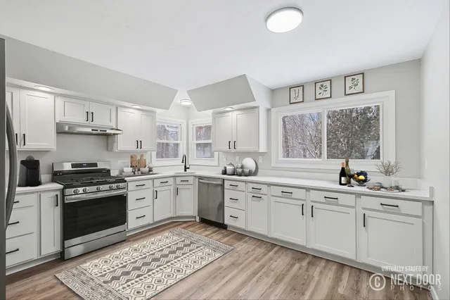 $400,000 | 1160 Farnsworth Avenue Southeast, Grand Rapids, MI 49546