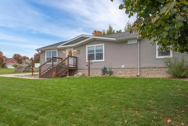 $345,000 | 765 Hilltop Lane, St. Croix Falls, WI 54024