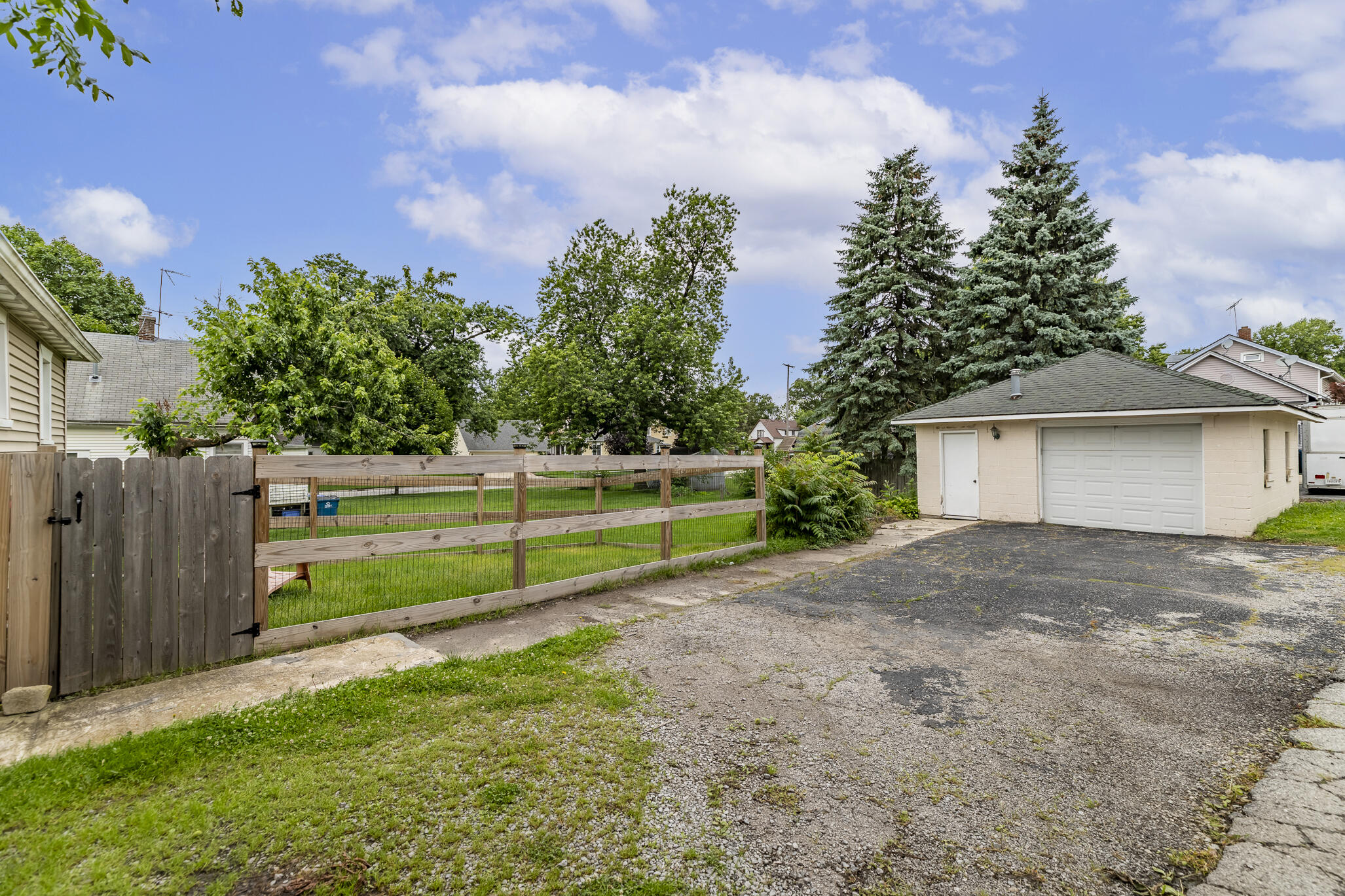 308 East Porter Street Crown Point, IN 46307 - Photo 7 of 20 2054x1369