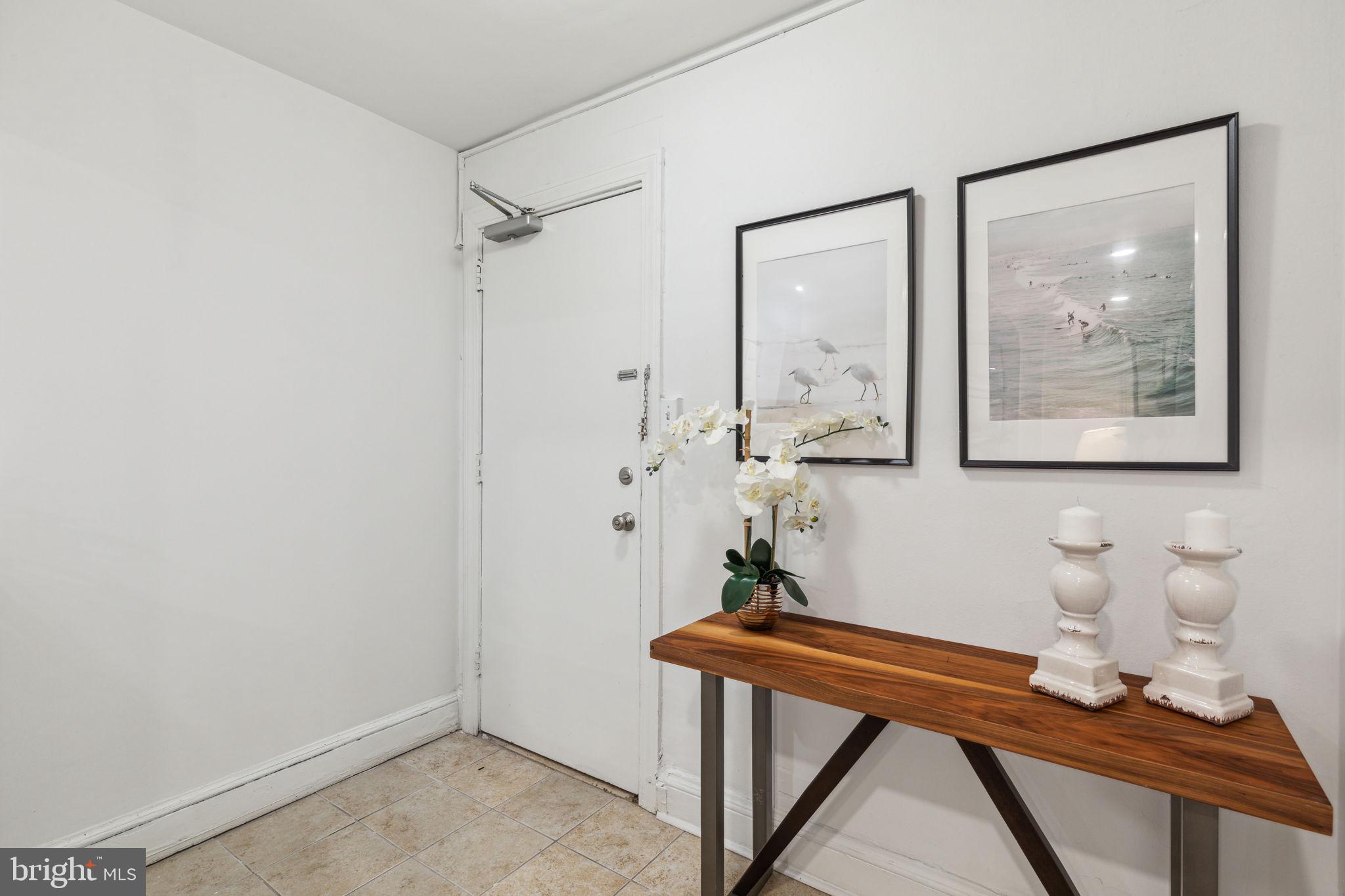 2031 Locust Street, Unit C100 Philadelphia, PA 19103 - Photo 2 of 24