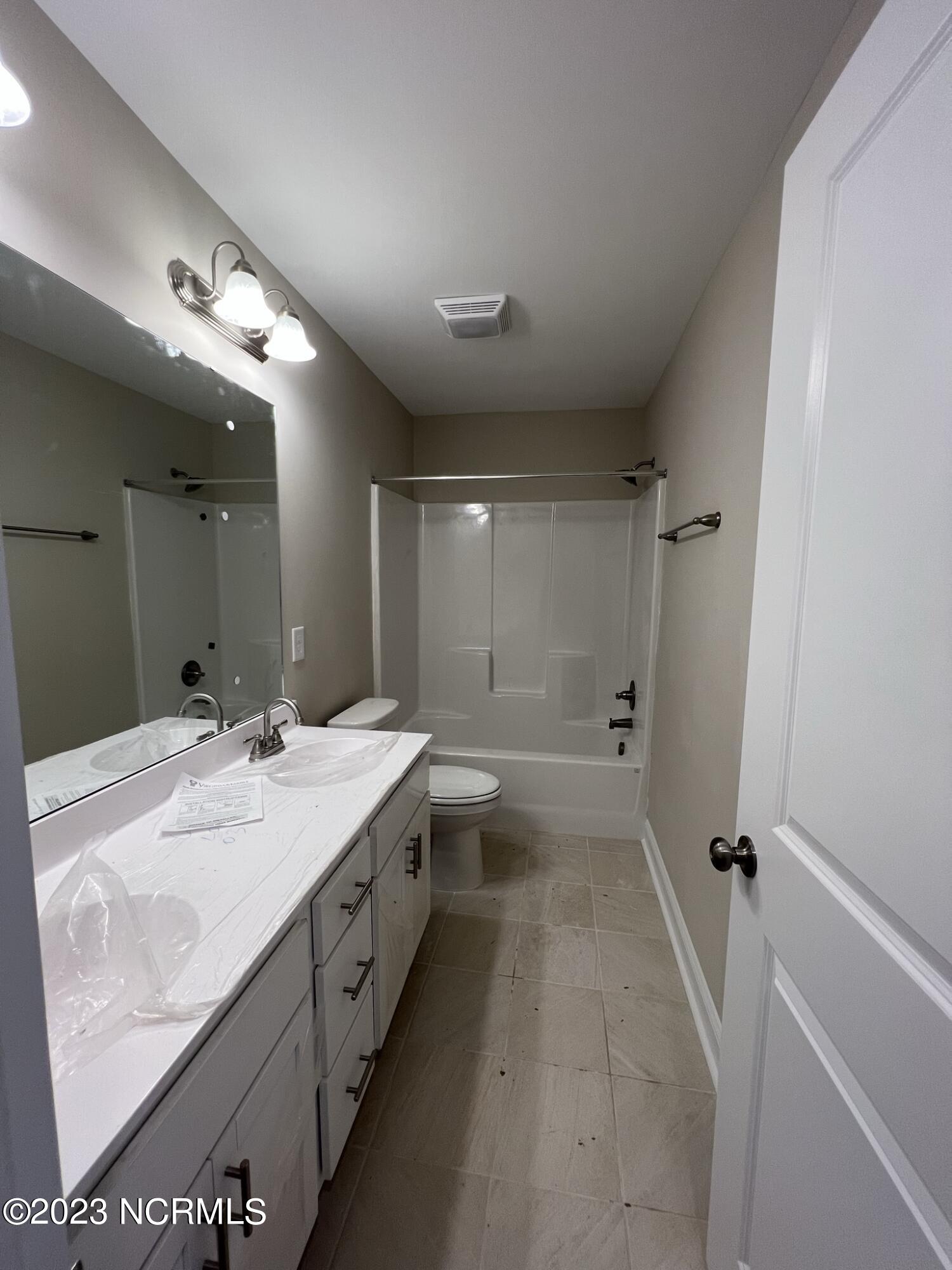 535 Stella Road Stella, NC 28582 - Photo 18 of 30 Full Bath