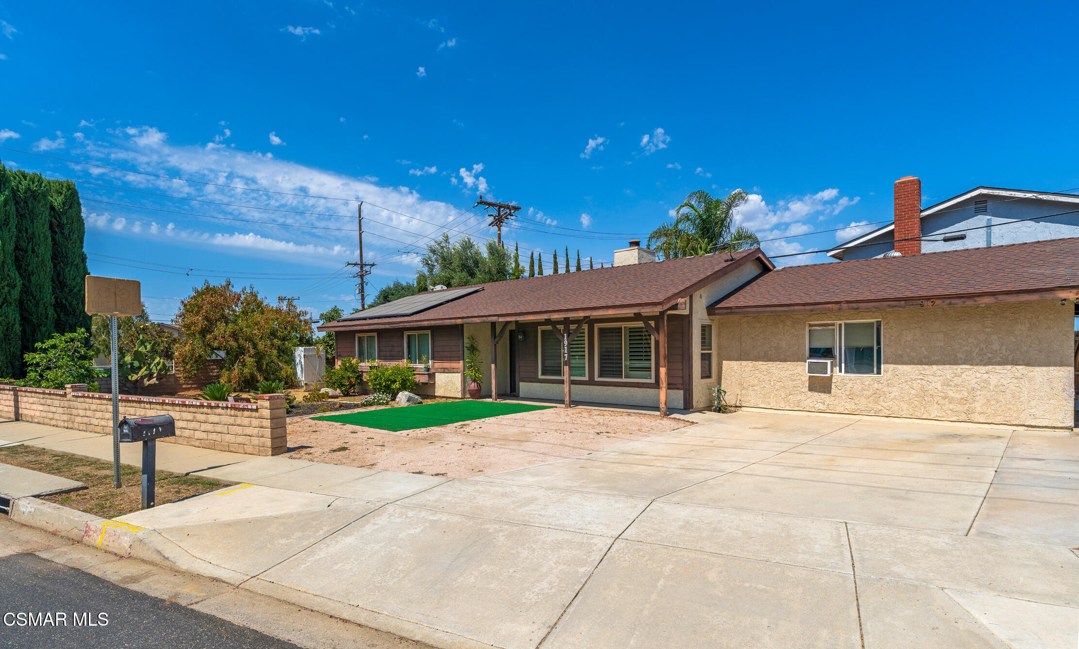 1917 Fitzgerald Road Simi Valley, CA 93065 - Photo 11 of 55 _A7C0197