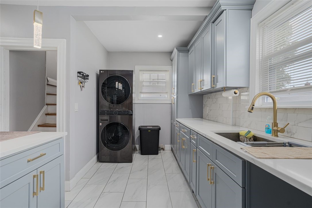 52 Dover Street Pawtucket, RI 02860 - Photo 14 of 31