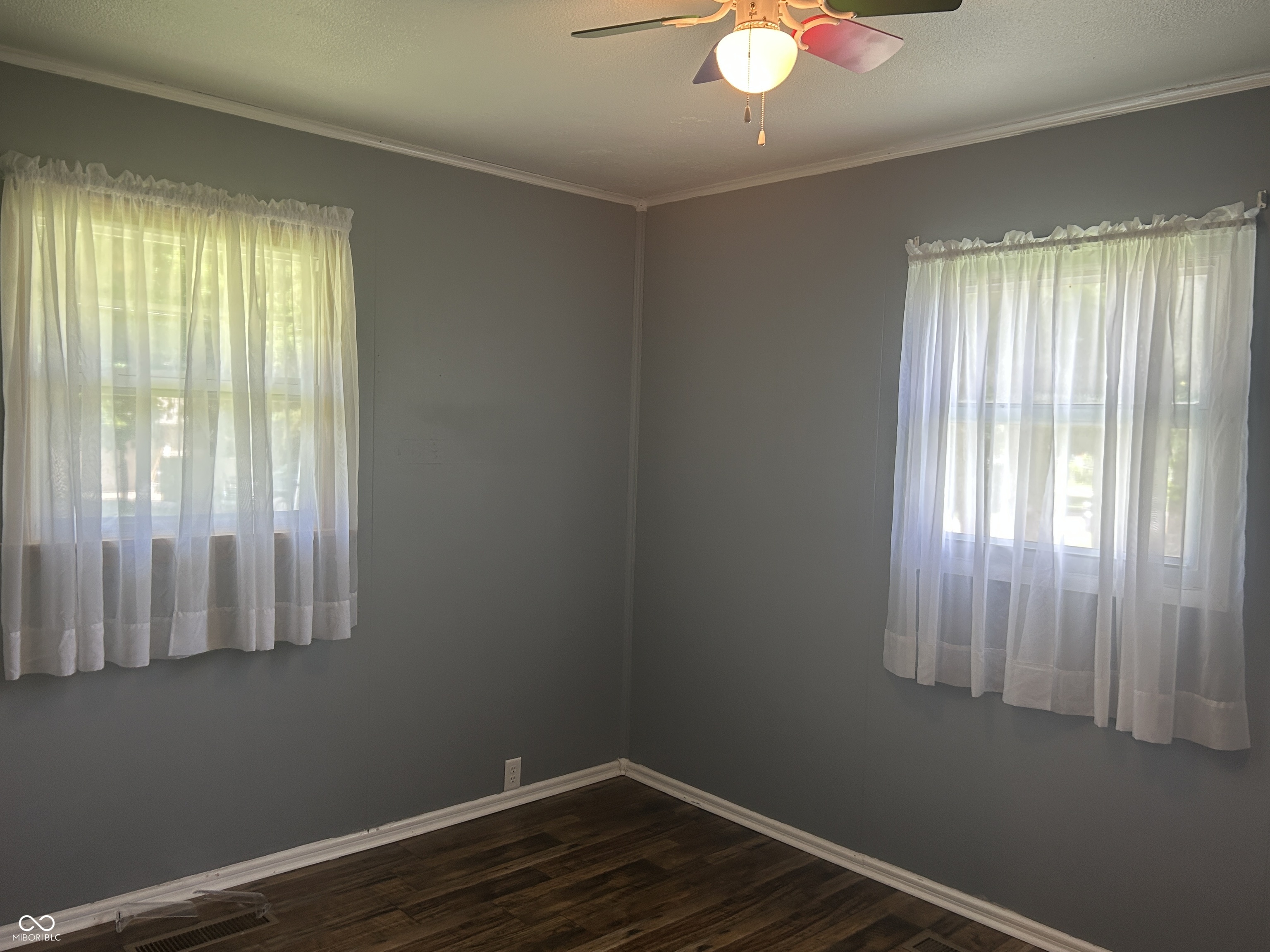 515 South Broadway Street Pendleton, IN 46064 - Photo 6 of 37