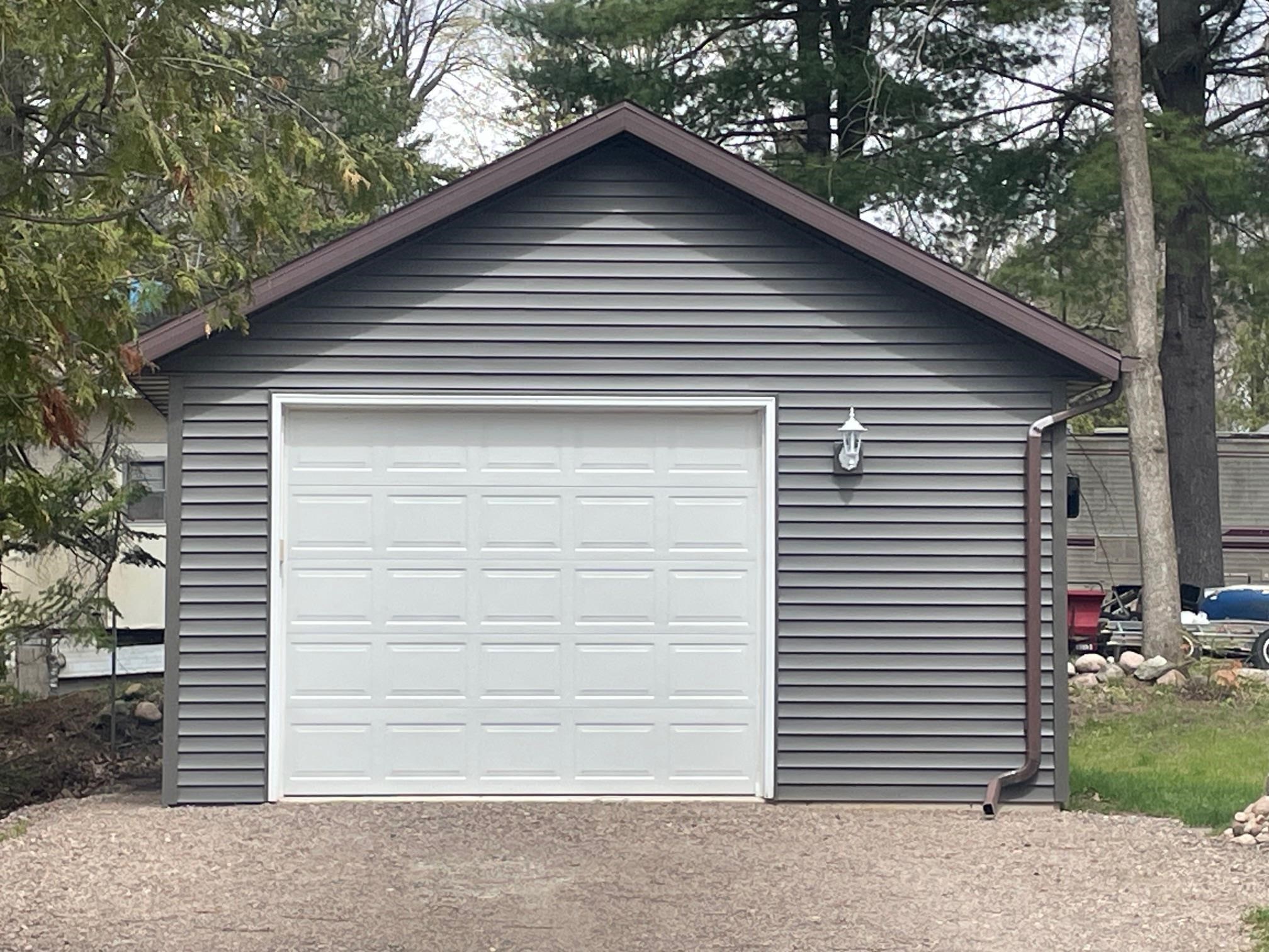 15740 East Chain Lake Road Lakewood, WI 54138 - Photo 4 of 23