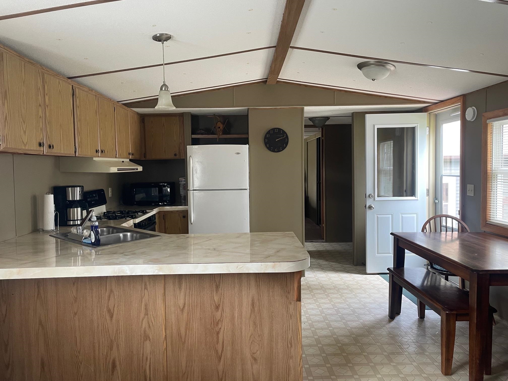 15740 East Chain Lake Road Lakewood, WI 54138 - Photo 10 of 23