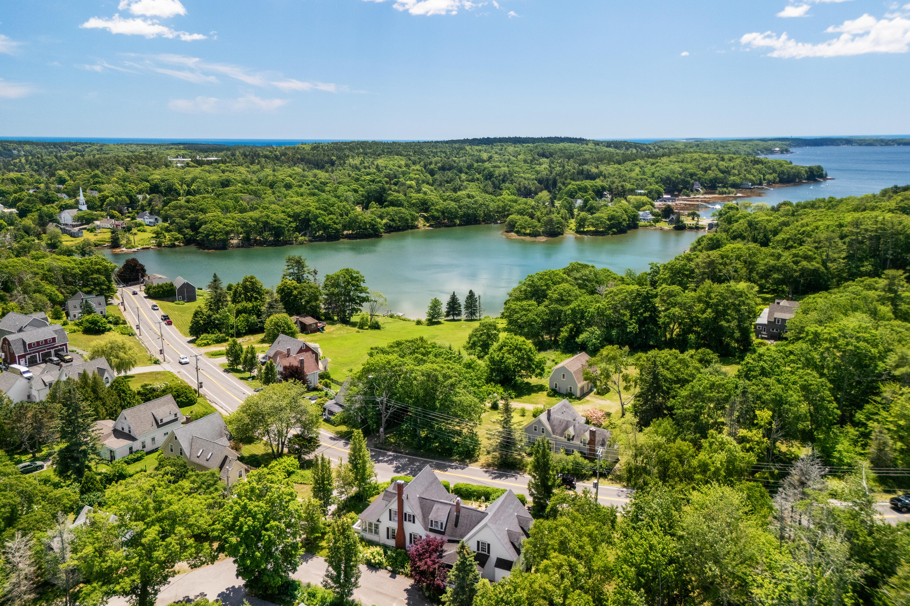 4 Meadow Cove Road Boothbay, ME 04544 - Photo 3 of 59 3