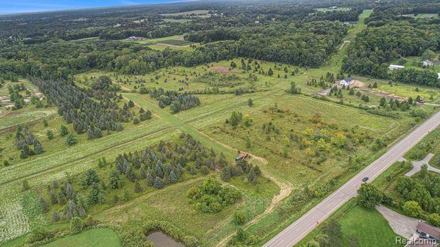 5481 East Clyde Road Howell, MI 48855 - Photo 11 of 30