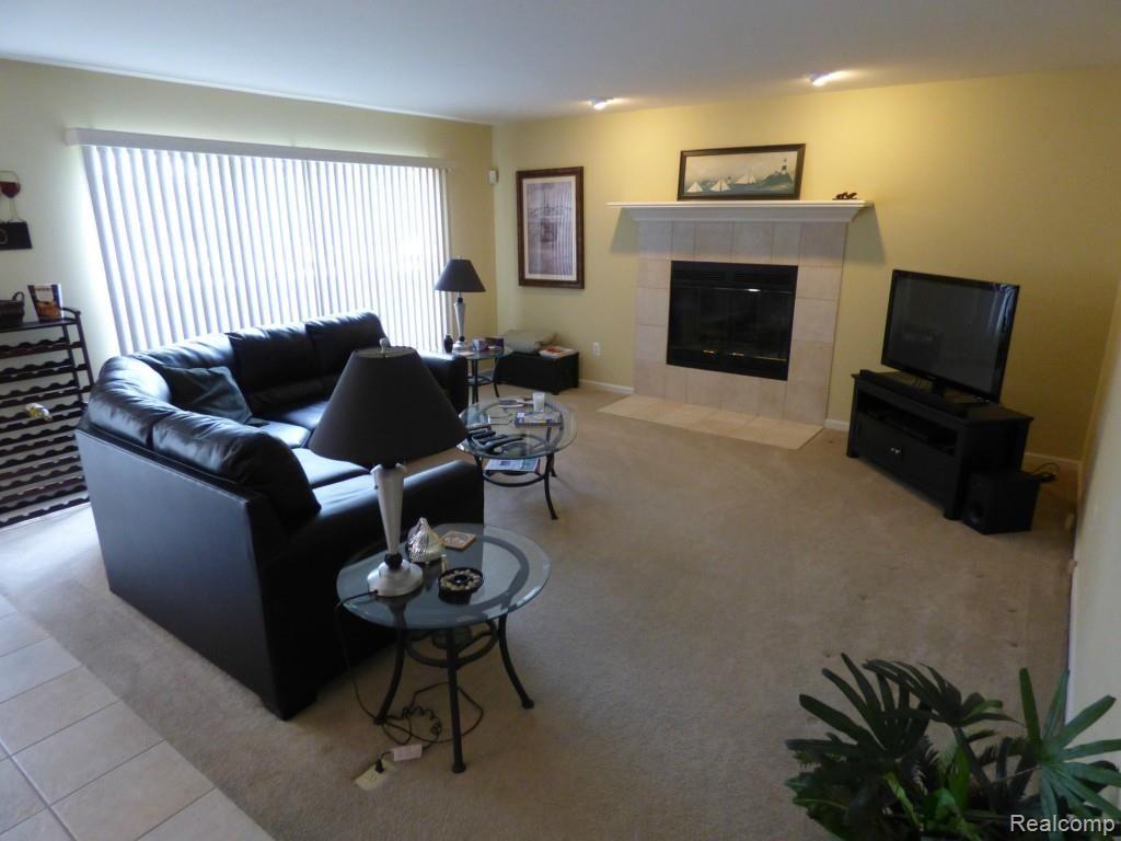 3992 Fieldview Road Lake Orion, MI 48360 - Photo 16 of 56 P1160080.jpg