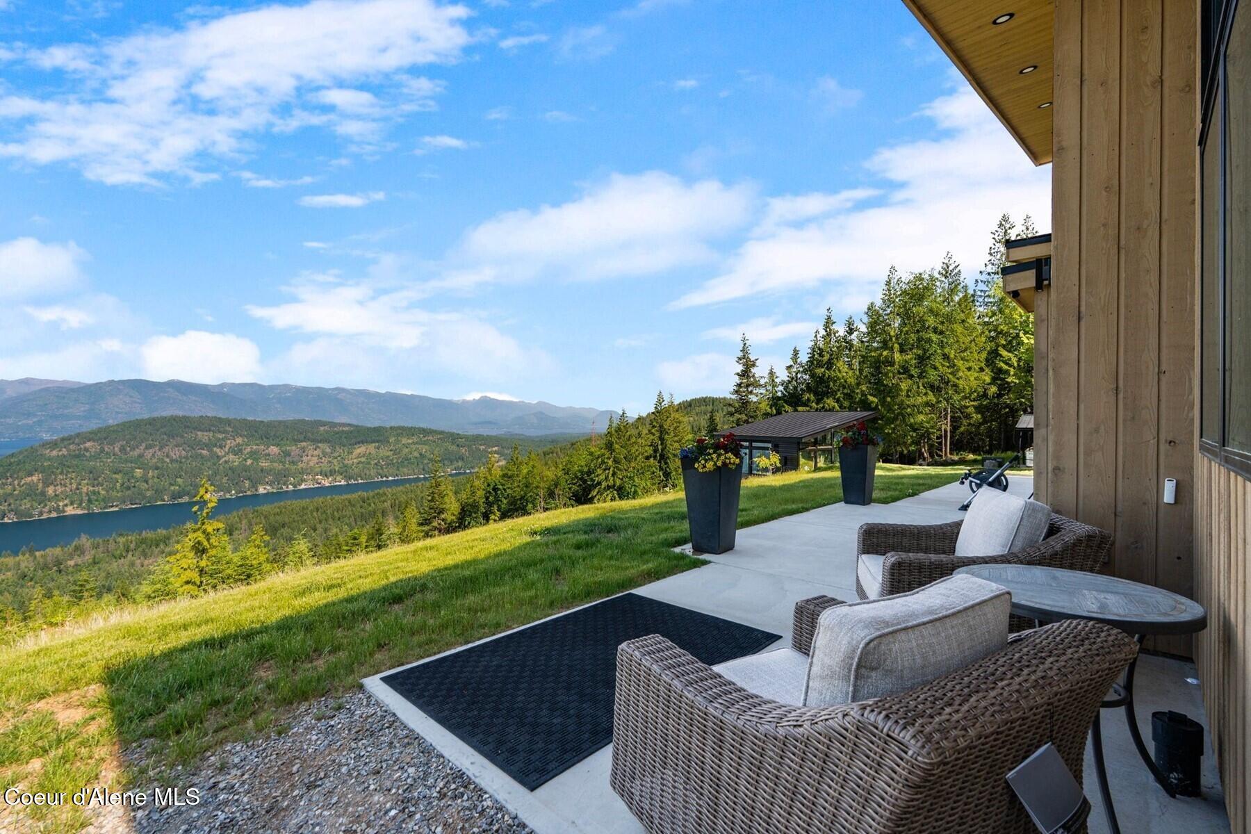 1376 Less Traveled Road Sagle, ID 83860 - Photo 36 of 61 33