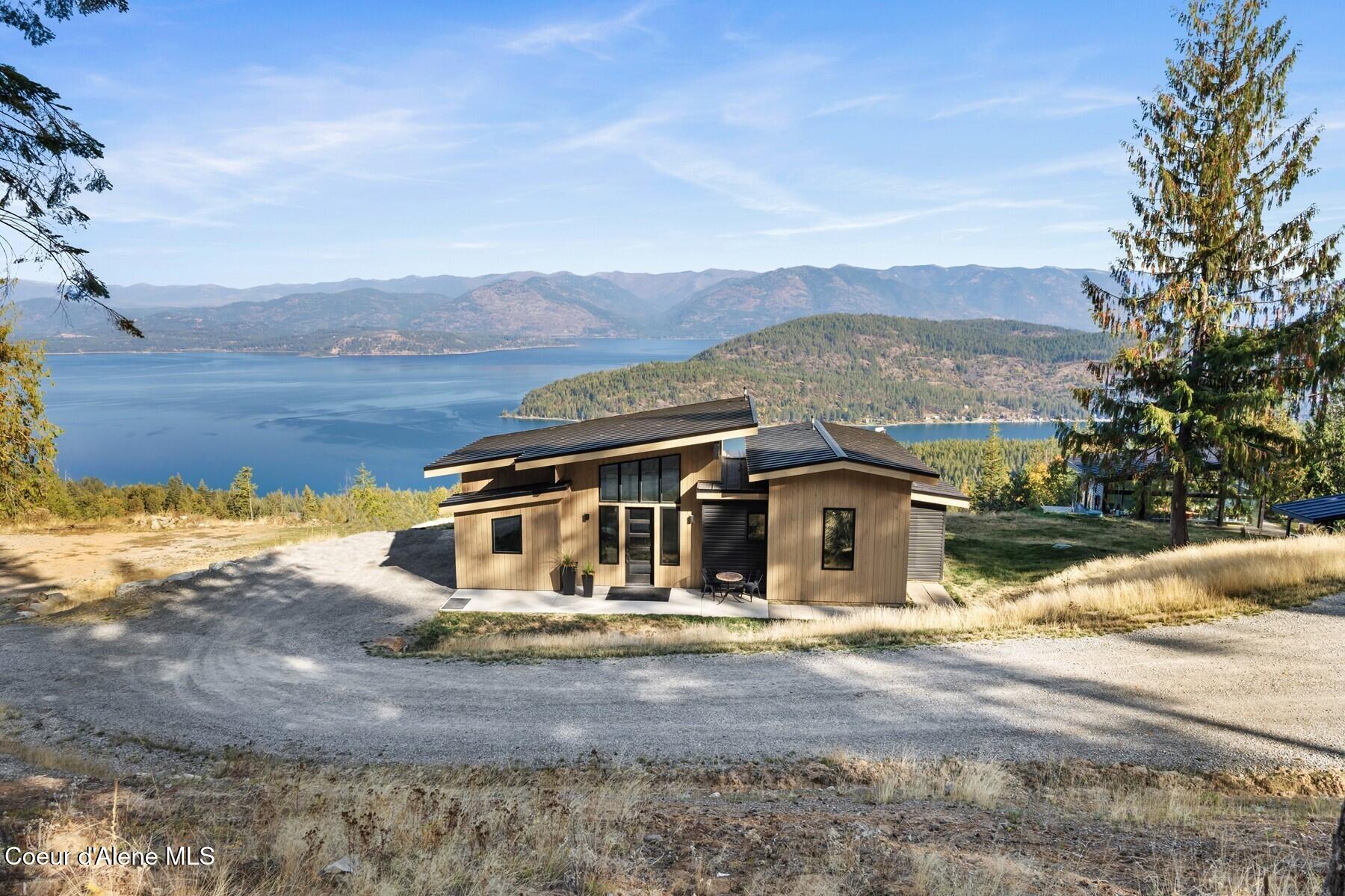 1376 Less Traveled Road Sagle, ID 83860 - Photo 42 of 61 39