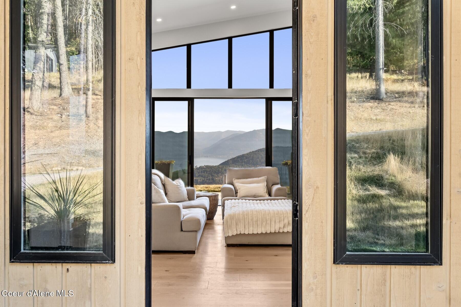 1376 Less Traveled Road Sagle, ID 83860 - Photo 7 of 61 07