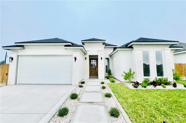 $329,000 | 1906 Hole St Mission, Unit 6, Mission, TX 78572