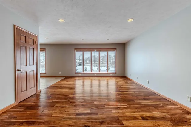 $585,000 | 1116 Erin Court, Middlebury, IN 46540