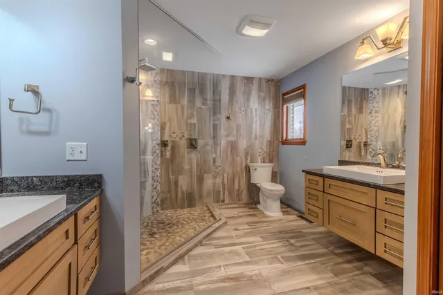 $585,000 | 1116 Erin Court, Middlebury, IN 46540