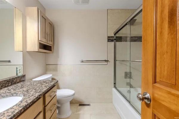 $575,000 | 1116 Erin Court, Middlebury, IN 46540