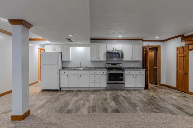 $585,000 | 1116 Erin Court, Middlebury, IN 46540