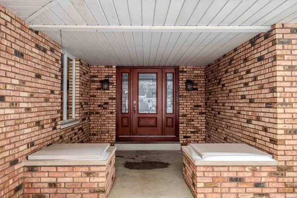 $575,000 | 1116 Erin Court, Middlebury, IN 46540