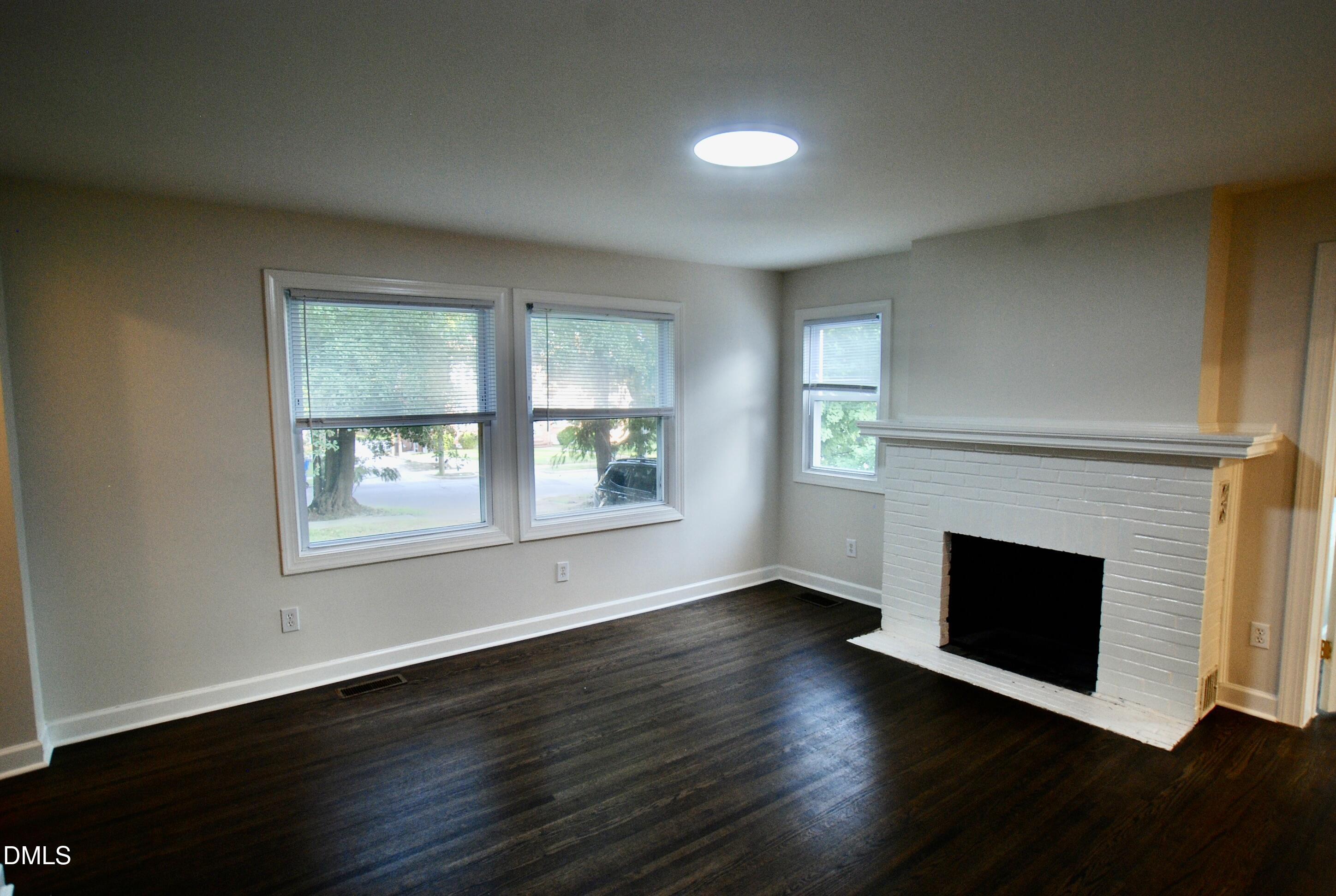 21 Shepherd Street, Unit 21 5 Raleigh, NC 27607 - Photo 2 of 20 DSC_5429