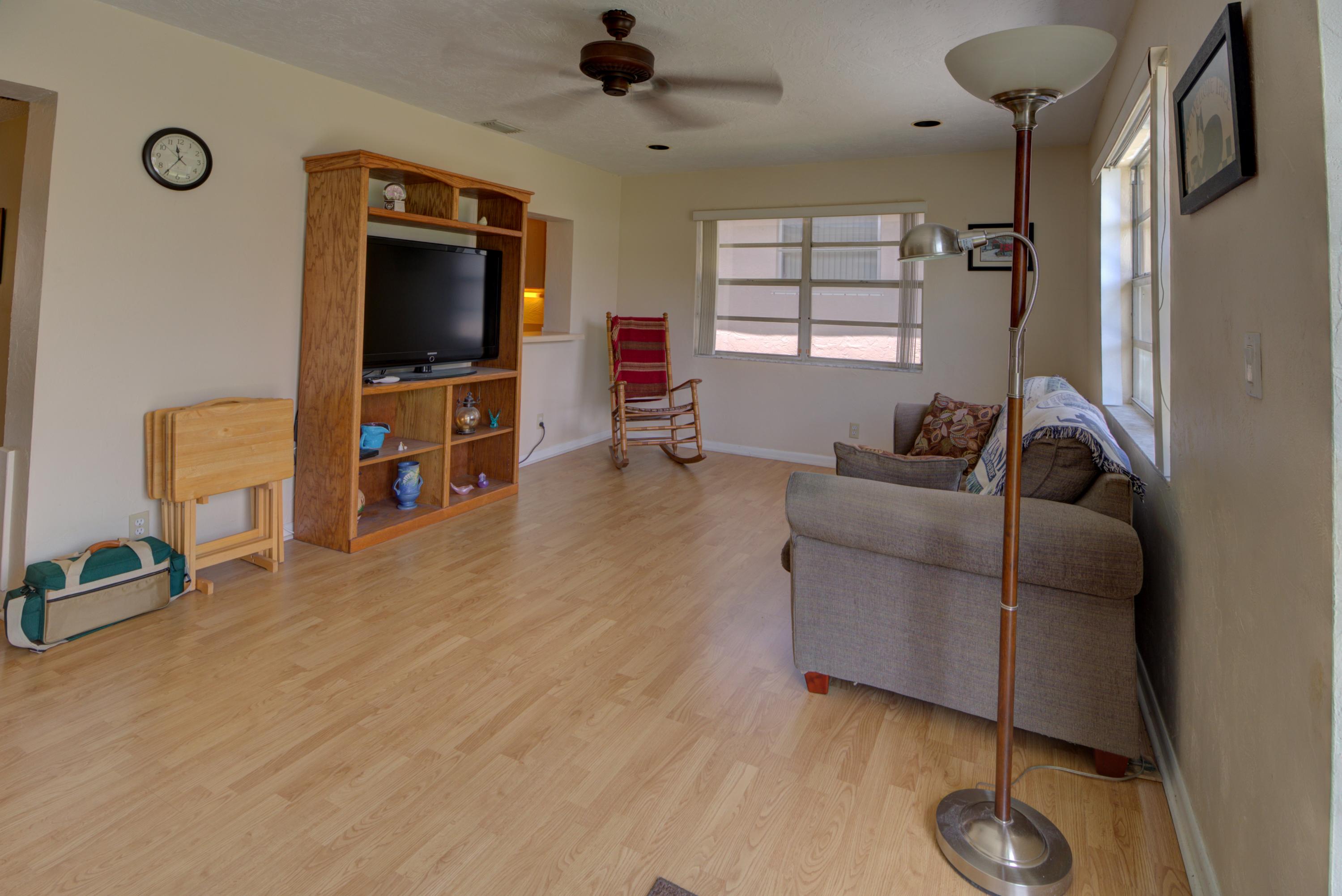 541 Northwest 54th Street Boca Raton, FL 33487 - Photo 10 of 19 fam room