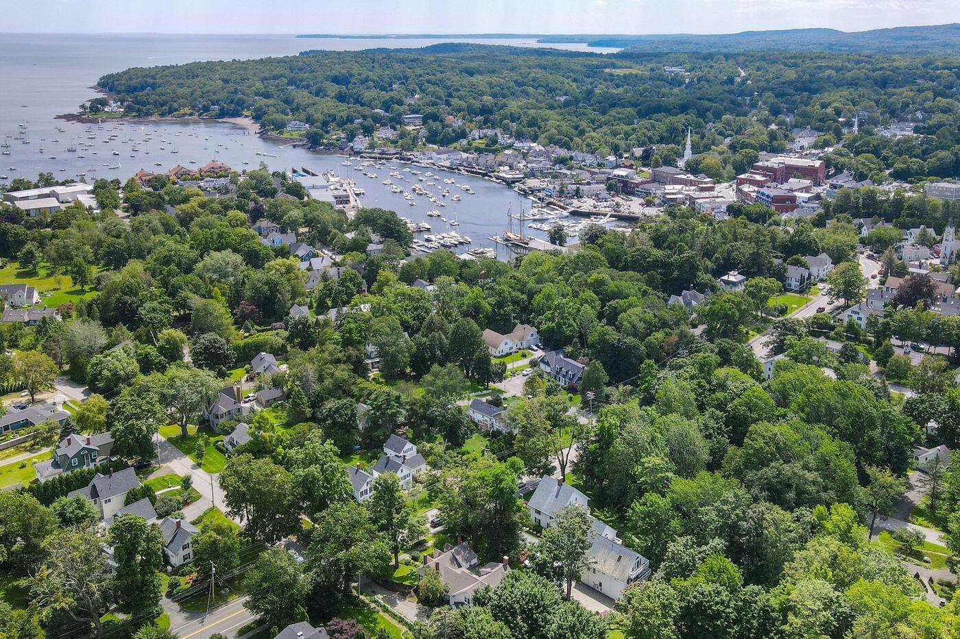 22 High Street Camden, ME 04843 - Photo 64 of 64 W66-ME2360_66