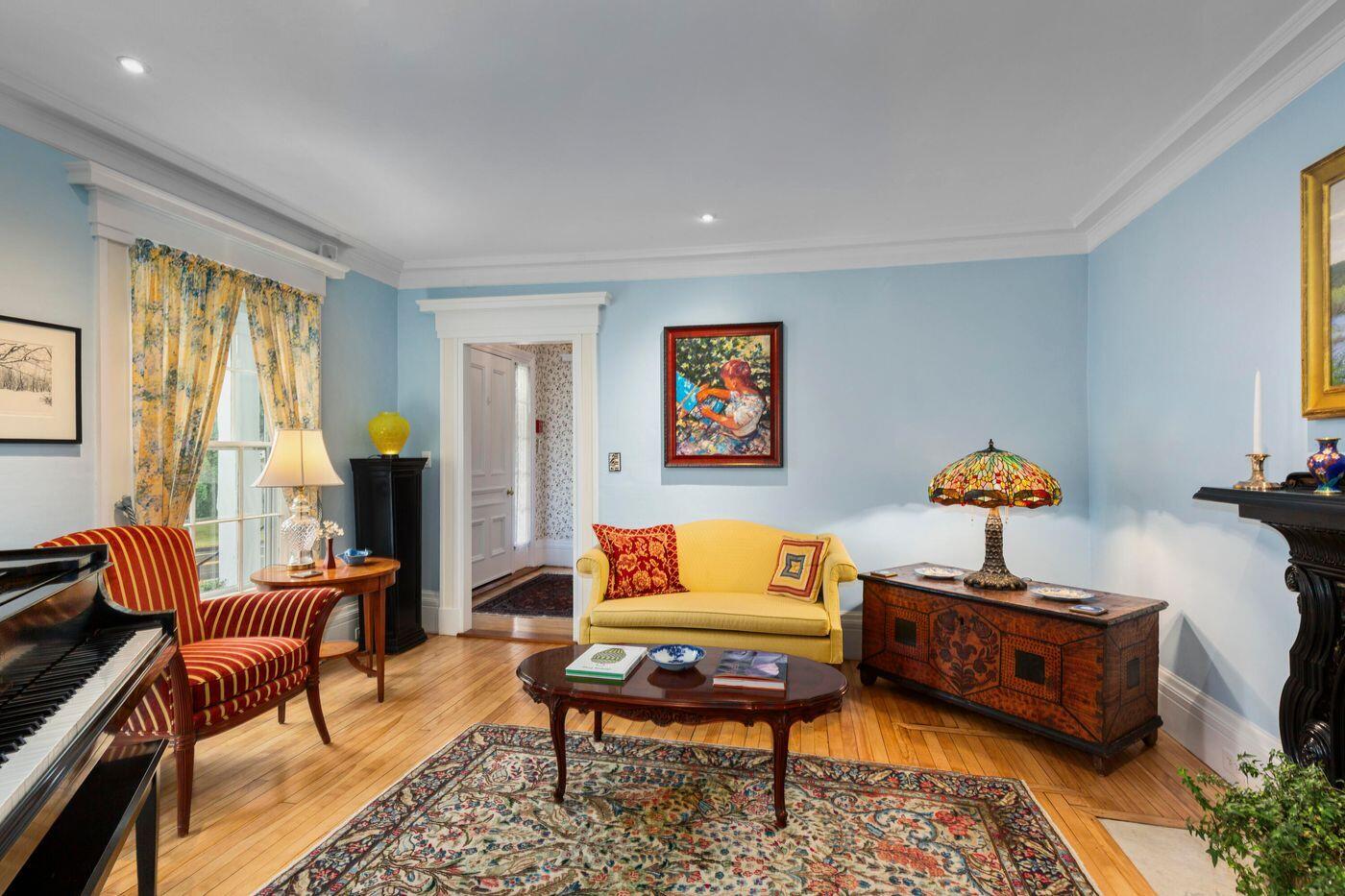 22 High Street Camden, ME 04843 - Photo 8 of 64 W9-ME2360_8