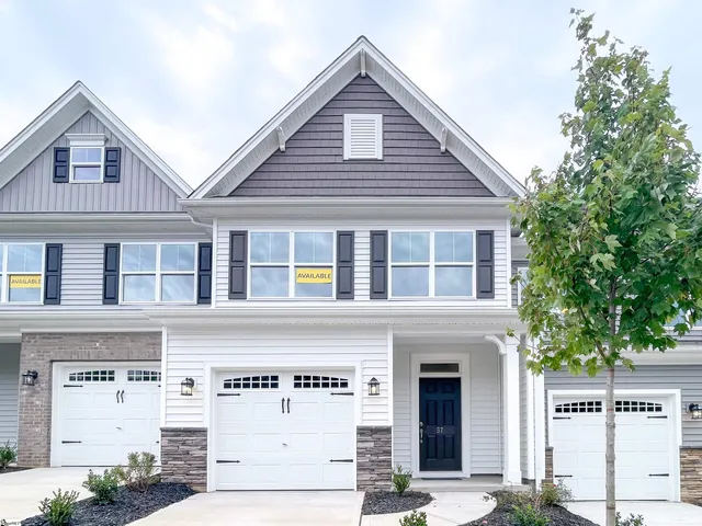 $277,500 | 57 Fair Village Lane, Simpsonville, SC 29680