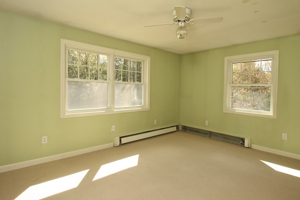 60 Brooks Village Road Phillipston, MA 01331 - Photo 6 of 12