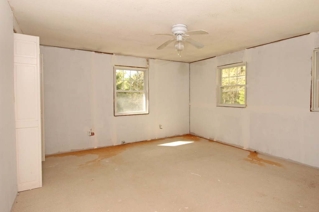 60 Brooks Village Road Phillipston, MA 01331 - Photo 8 of 12