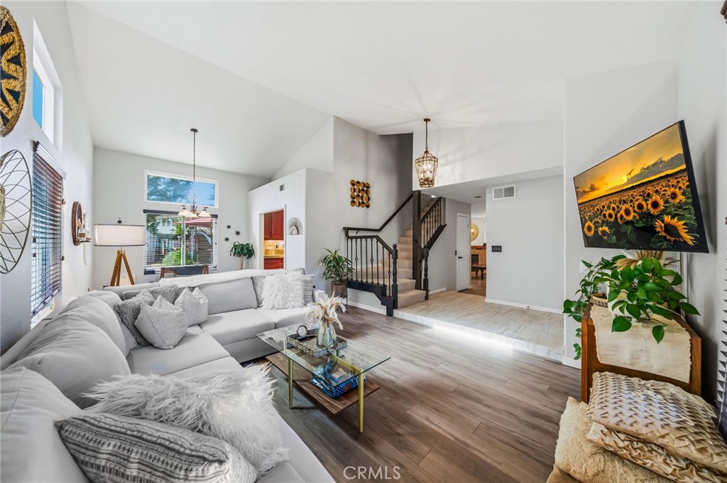 24437 Ridgewood Road Murrieta, CA 92562 - Photo 15 of 55