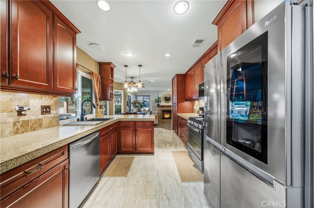 24437 Ridgewood Road Murrieta, CA 92562 - Photo 31 of 55