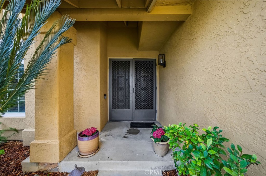 24437 Ridgewood Road Murrieta, CA 92562 - Photo 10 of 55