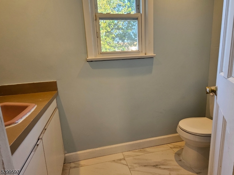 969 Arnet Avenue Union, NJ 07083 - Photo 13 of 25