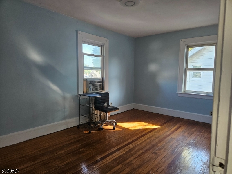 969 Arnet Avenue Union, NJ 07083 - Photo 17 of 25