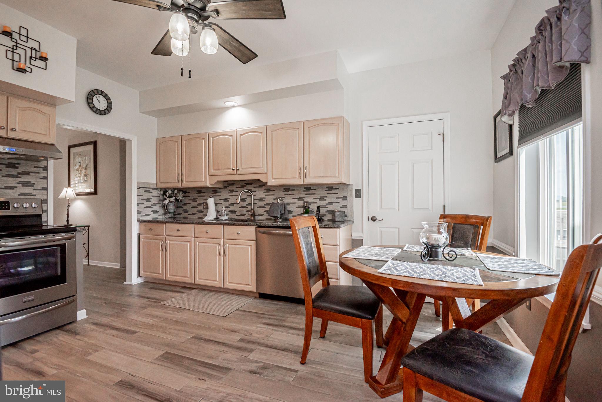 1176 Choptank Road Middletown, DE 19709 - Photo 17 of 49 Eat-in Kitchen