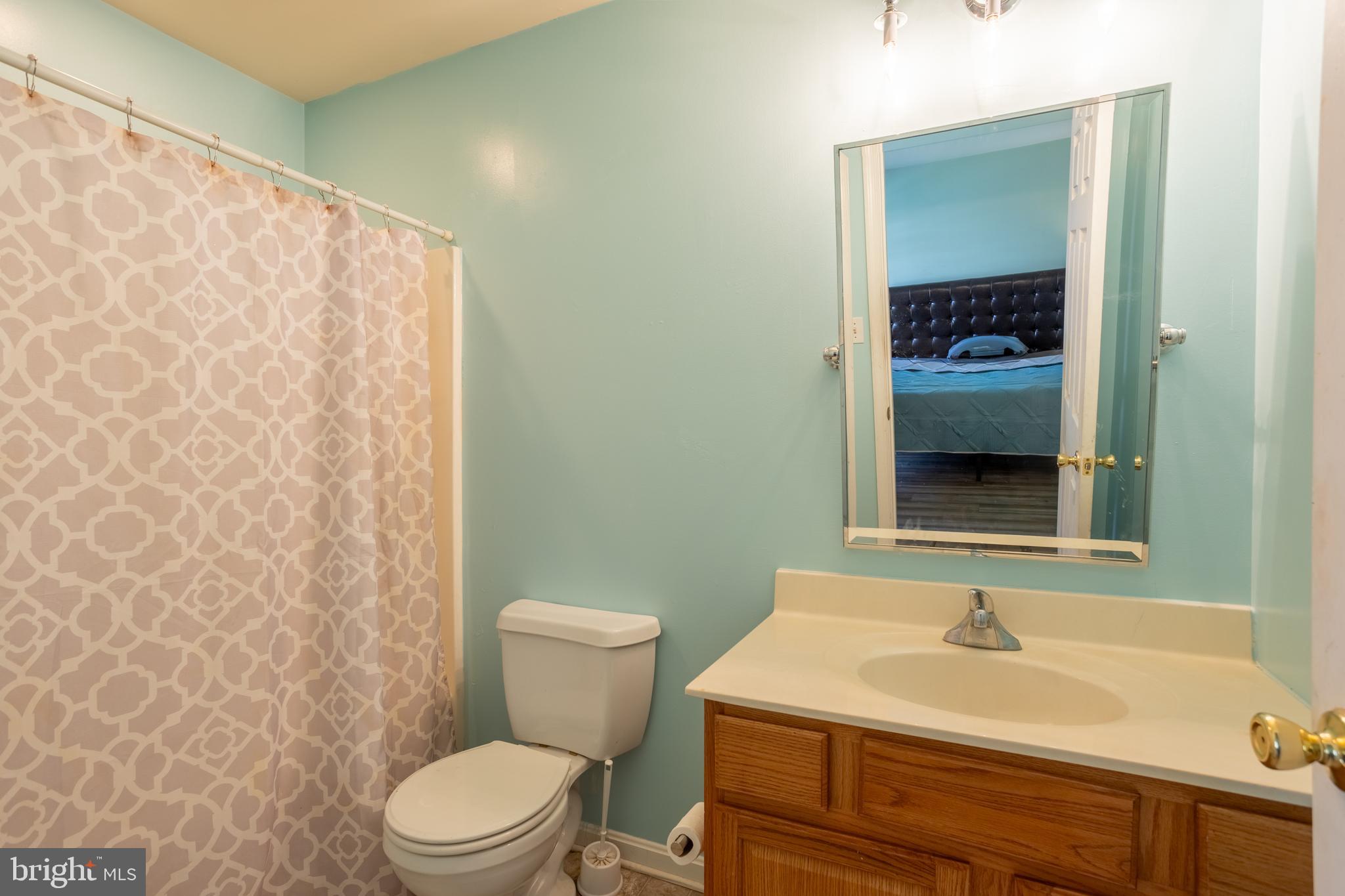 213 Cherry Hill Road Elkton, MD 21921 - Photo 24 of 38 Second (Hall) Bath