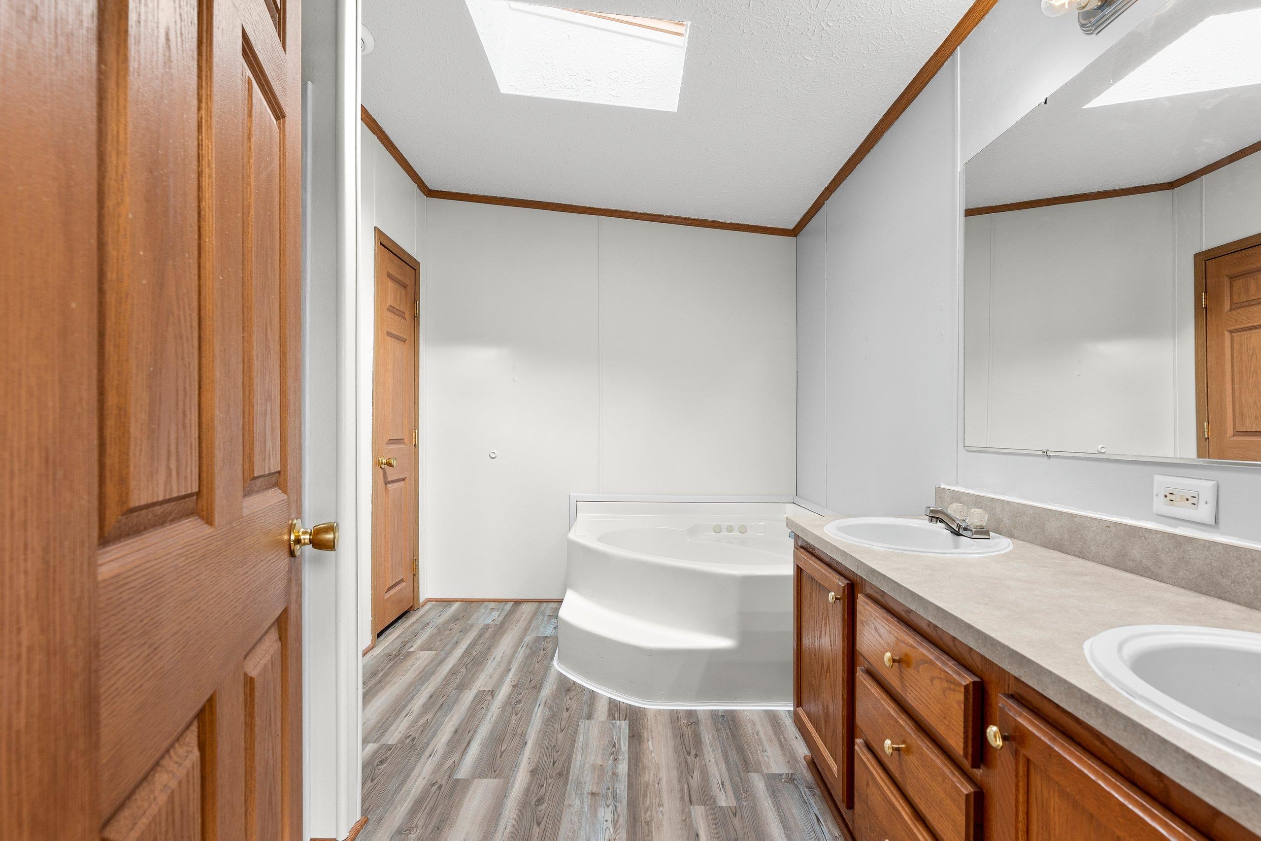 E3512 Krok Road Kewaunee, WI 54216 - Photo 23 of 60