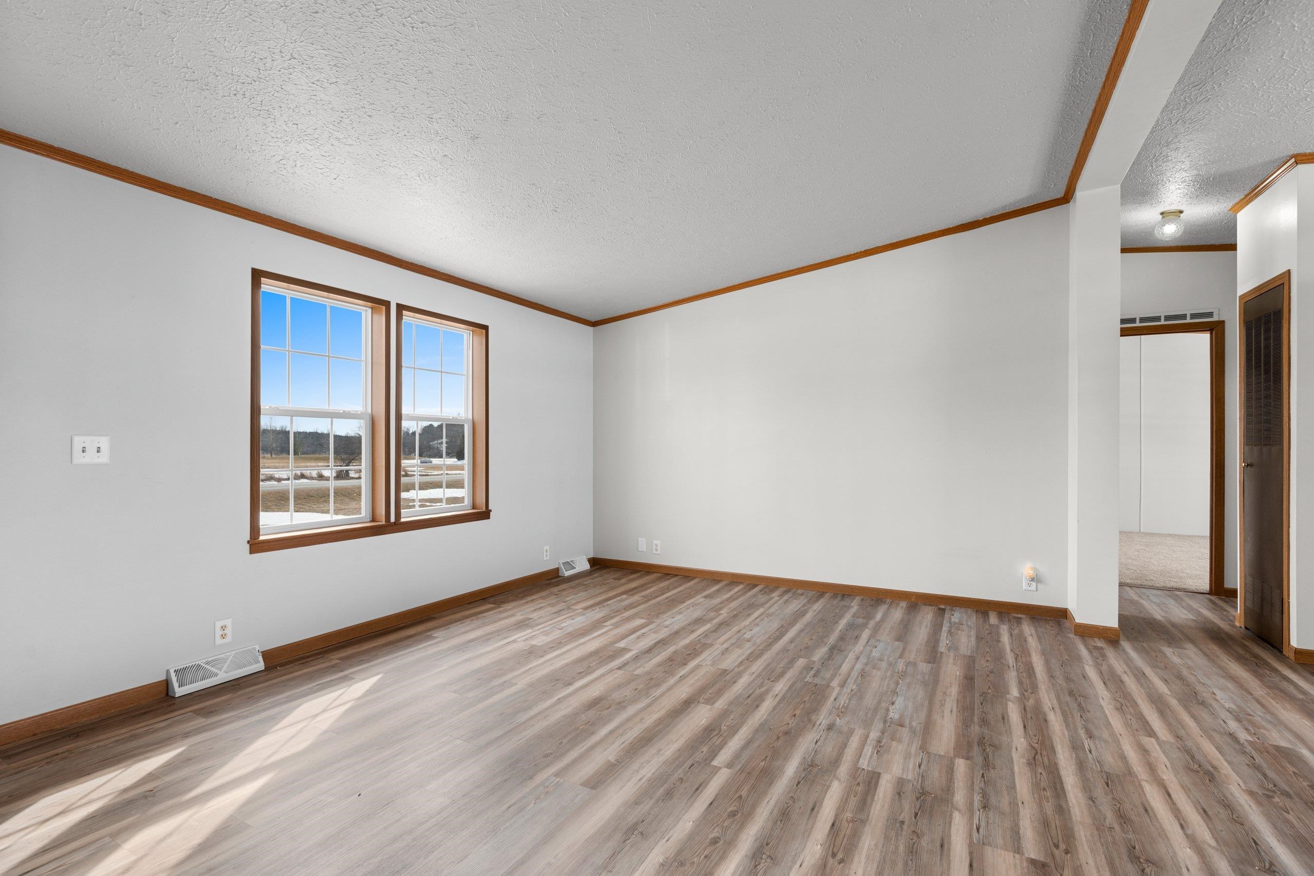 E3512 Krok Road Kewaunee, WI 54216 - Photo 4 of 60