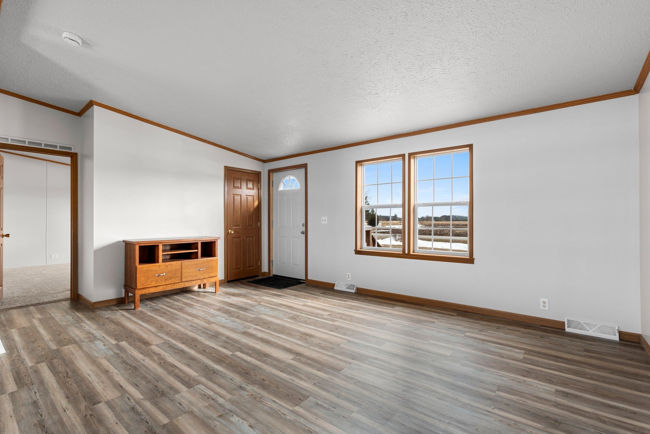 E3512 Krok Road Kewaunee, WI 54216 - Photo 5 of 60