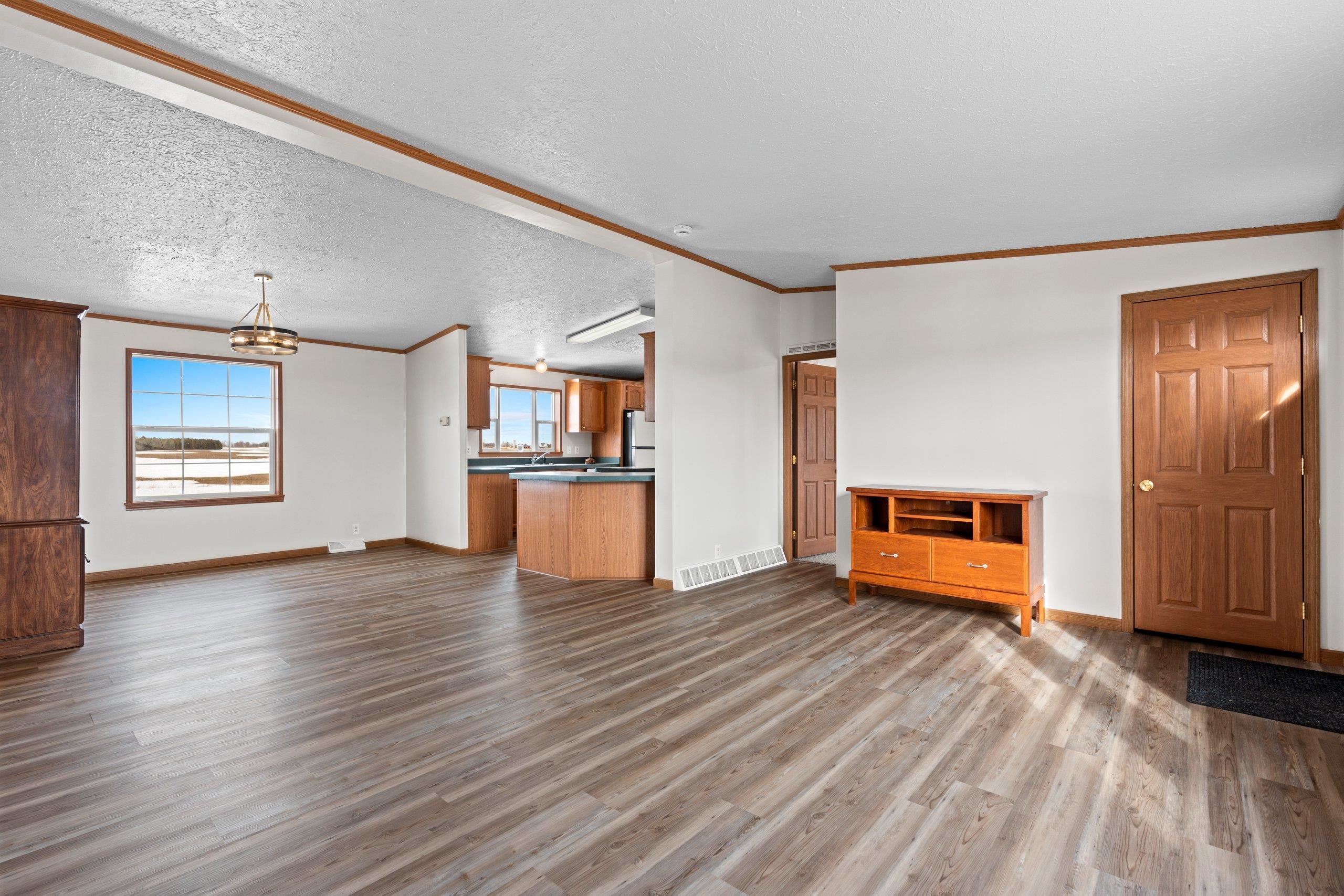 E3512 Krok Road Kewaunee, WI 54216 - Photo 6 of 60