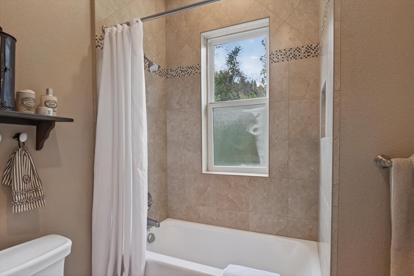 18355 Idylwild Road Los Gatos, CA 95033 - Photo 21 of 62