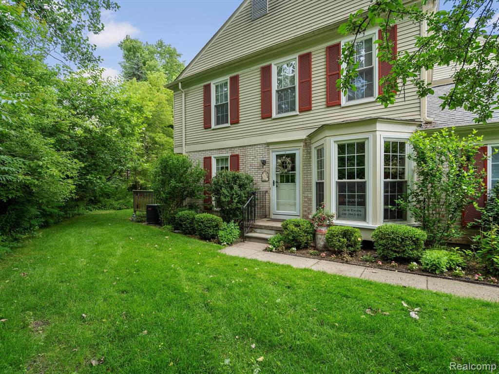 1233 Candlestick Lane Rochester Hills, MI 48306 - Photo 3 of 42